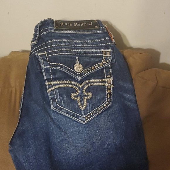 Jean capris - Picture 2 of 2